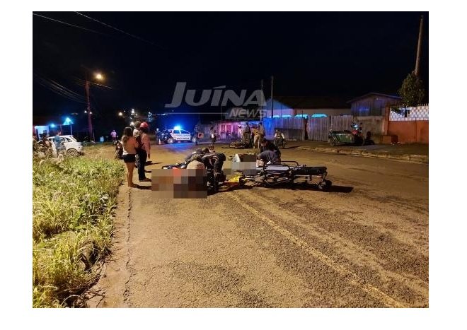 Colisão entre duas motos deixa três pessoas feridas
