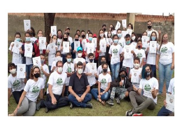 Alunos de escolas públicas se tornam embaixadores e irão plantar 800 árvores