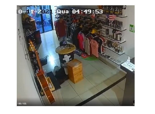 Rapaz é preso por invadir e roubar 6 empresas em 1 mês