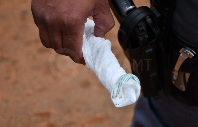 Filho mata o pai de 83 anos com facada no peito após presenciar discussão com a mãe