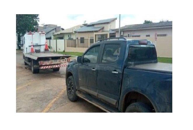 Após sexo com 3 adolescentes, homem tem caminhonete roubada em MT