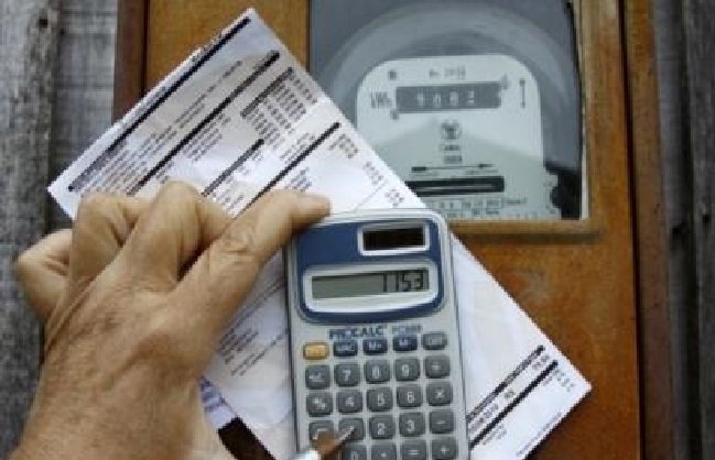 Aneel aprova regras para facilitar que famílias recebam descontos na conta de luz