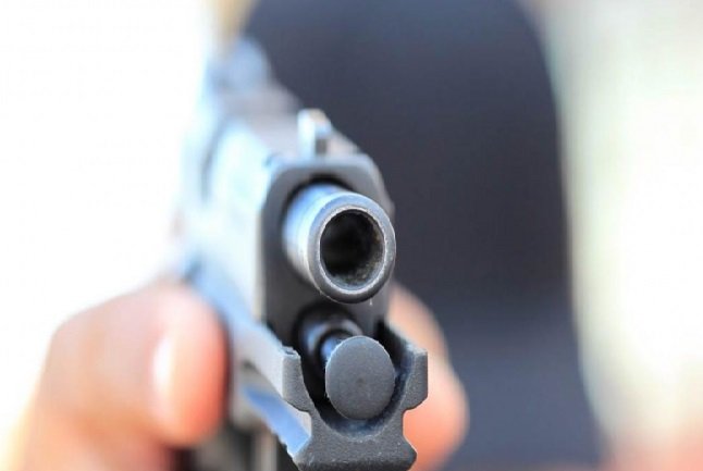Jovem de 19 anos é assassinado com tiro na cabeça na rua