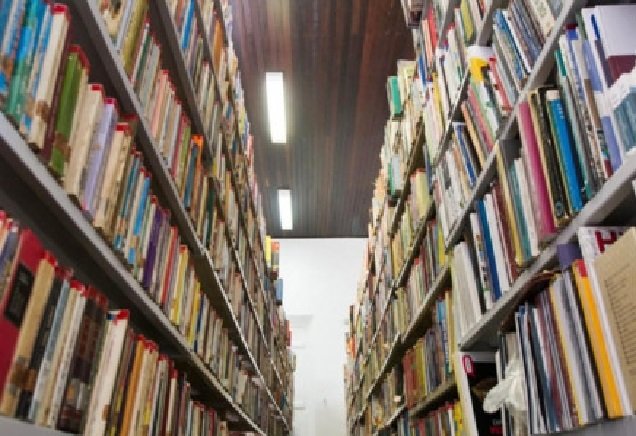 Projeto irá distribuir 12 mil livros para bibliotecas públicas de MT