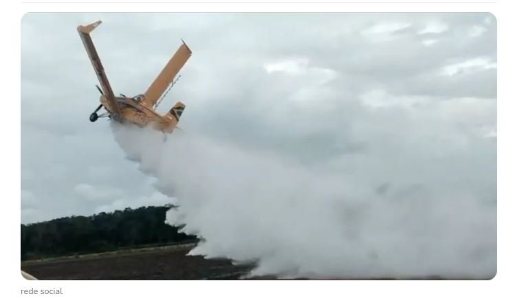 Video mostra avião agrícola caindo em fazenda após asas quebrarem e piloto sobrevive