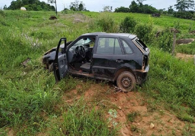 Motorista perde controle de direção e capota veículo na rodovia MT-208
