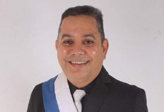 Justiça bloqueia bens de ex-prefeito e de sua esposa em Aripuanã