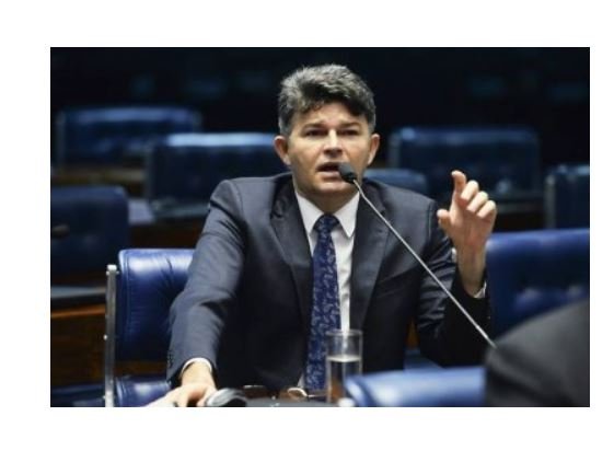 Deputado bolsonarista de MT vota 'errado' e vira chacota na internet