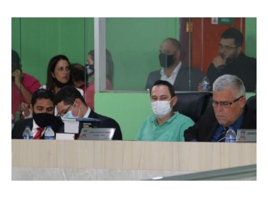 Prefeito tem mandato cassado em MT por atuar ao mesmo tempo como médico
