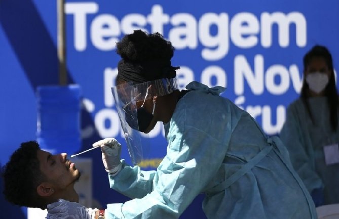 Gripe ou covid-19? Especialistas ressaltam importância da testagem