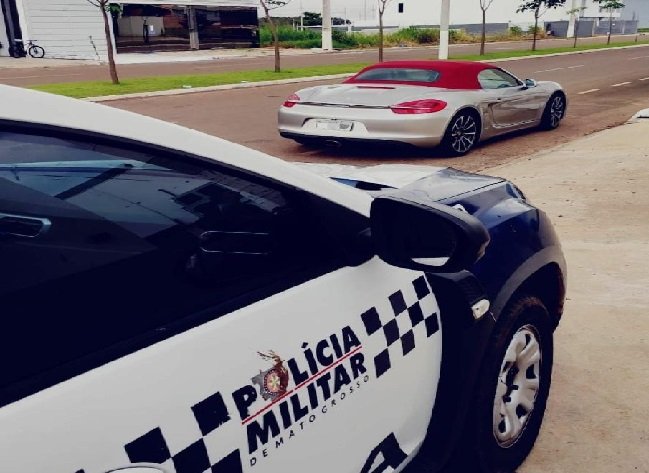 PM prende suspeitos e recupera veículo Porsche furtado da Ciretran