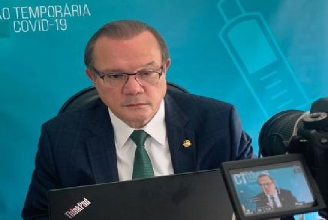 Senador garante que vacina 100% brasileira será aplicada a partir de janeiro
