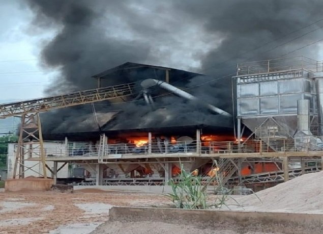 Fogo destrói equipamento de mineradora em Mato Grosso