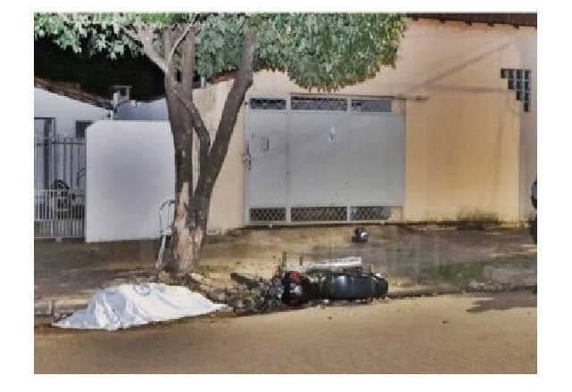 Motociclista morre após perder controle e bater em árvore