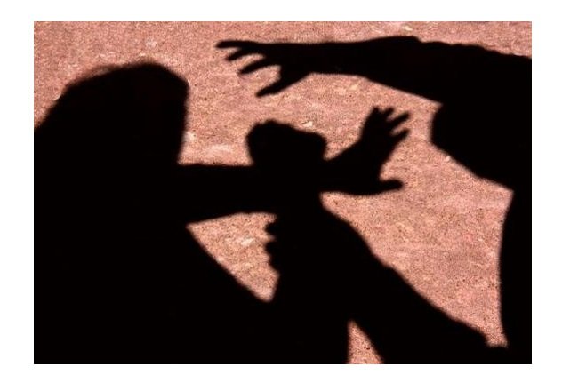 Mulher não aguenta mais ser agredida e tenta matar marido, primo e outros 2