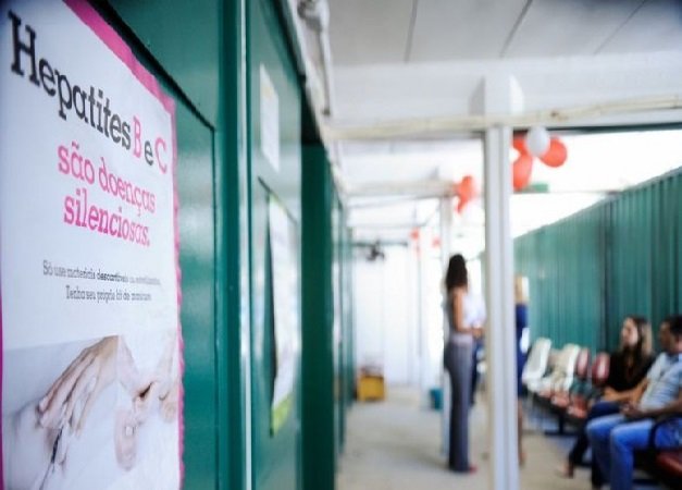 Sancionada lei que obriga sigilo de condição a quem tem HIV e hepatite