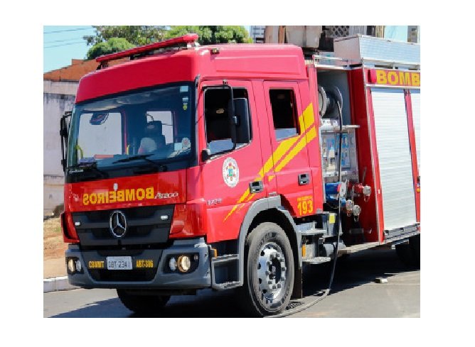 Idosa de 83 anos morre carbonizada em incêndio em residência