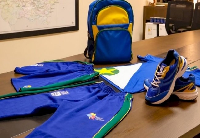 Seduc abre licitação para aquisição de kit uniforme para alunos da rede estadual