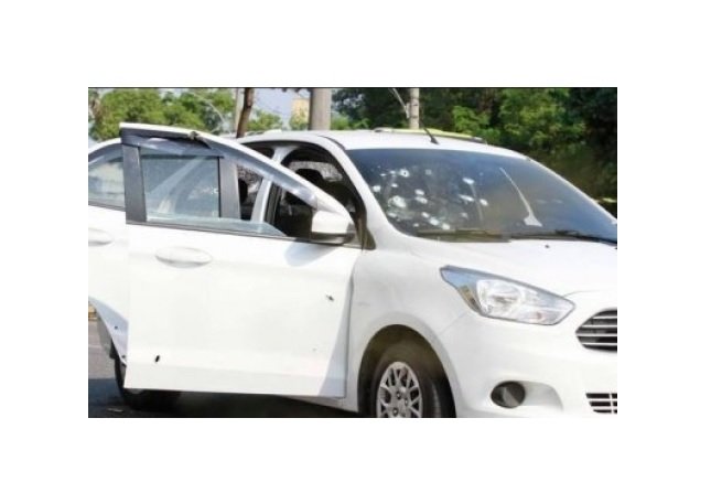 Bandidos metralham carro com casal e filho de 6 anos em MT