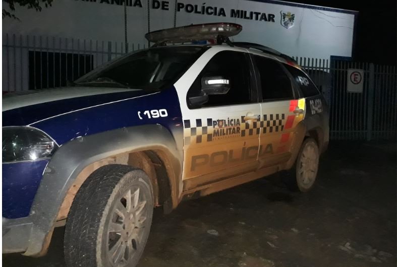 Dois homens são presos em Colíder com armas de fogo.