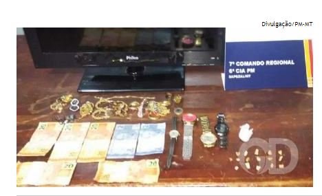 Homem é preso com drogas escondidas dentro da cueca