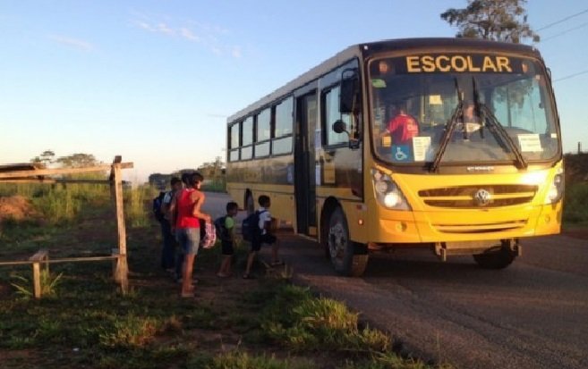 Prefeitura é notificada a oferecer transporte escolar na zona rural