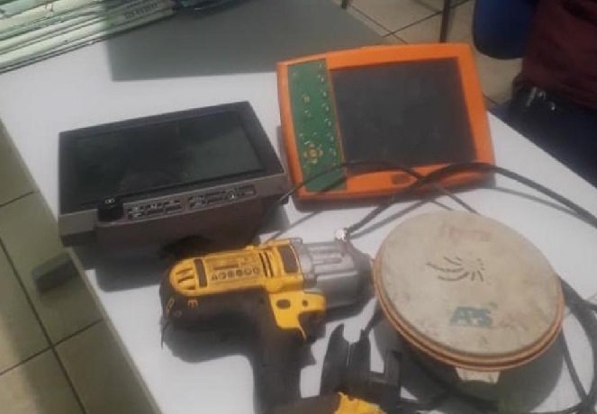 Homens são contratados para consertar veículo em fazenda e furtam equipamentos avaliados em R$ 150 mil