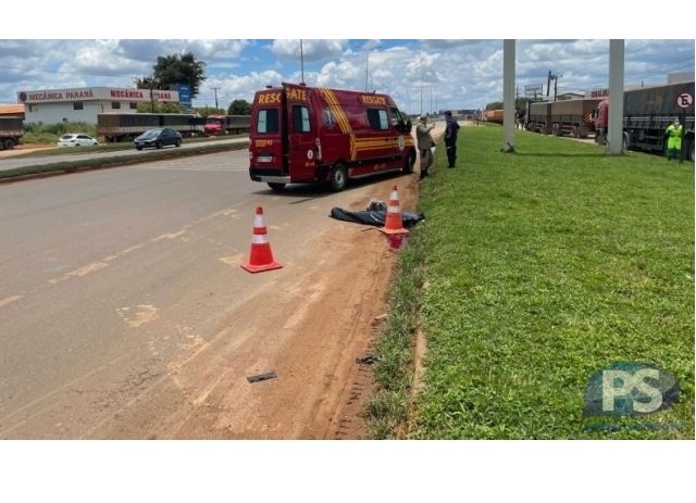 Homem morre atropelado por veículo de carga na BR-163
