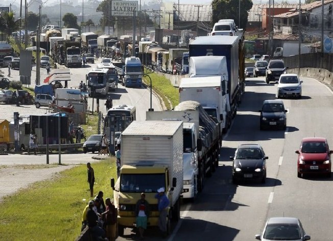 Caixa lança linha de antecipação de frete para caminhoneiros