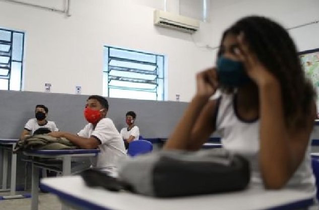 Prevenção à Covid na volta às aulas depende da comunidade escolar