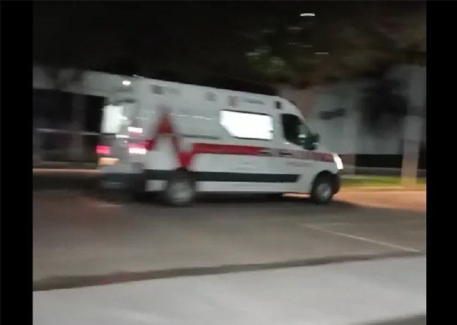 Homem morre atropelado e não é identificado por não portar documentos.