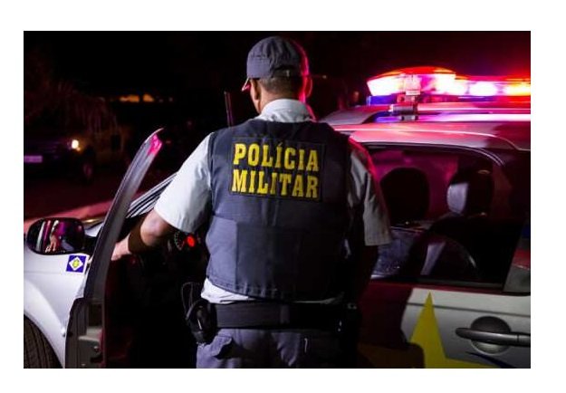 Homem é assassinado a tiros na frente do amigo em residência