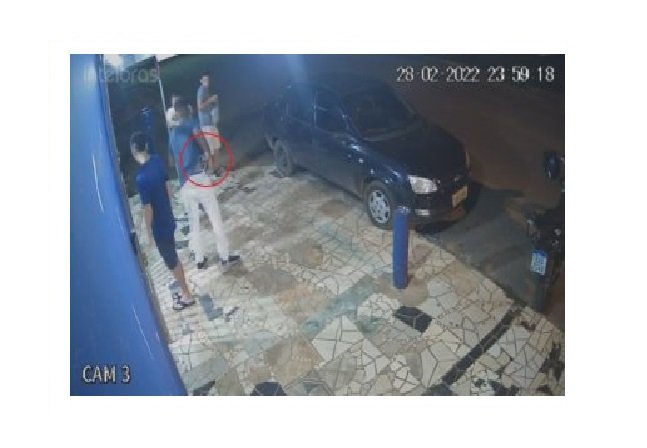Rapaz é morto por policial à paisana em confusão em distribuidora