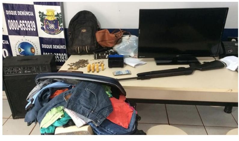 Bandidos invadem propriedade, roubam objetos e trocam tiros com a PM no Nortão