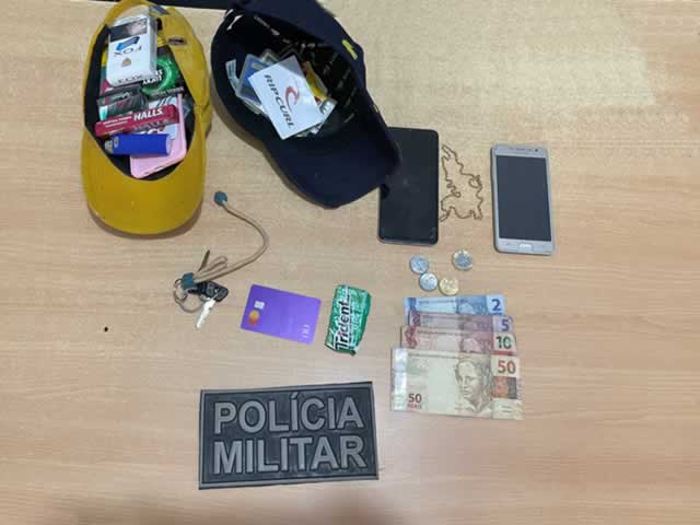 URGENTE: Dois são apreendidos em Colíder dando golpe com cartão de credito. (Fotos)