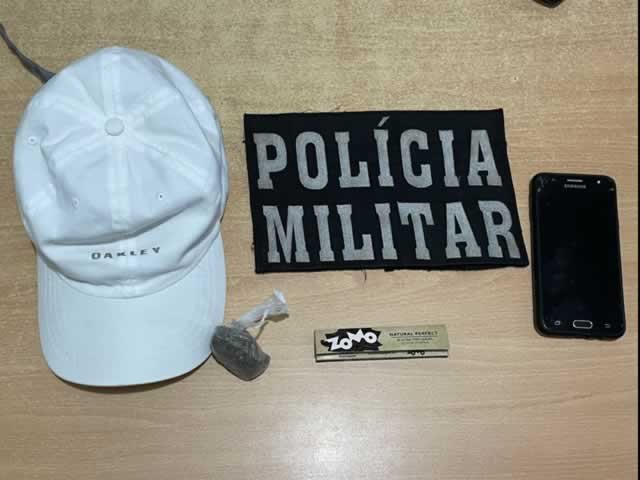 Jovem de 18 anos em Colíder é preso com Drogas no bairro Celídio Marques.