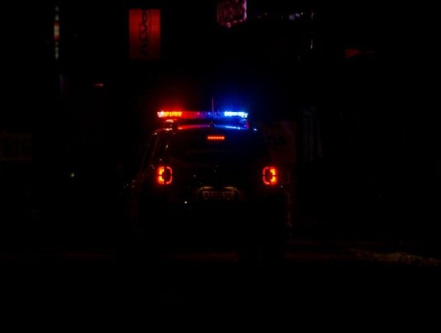 Tiroteio entre bandidos e PM deixa criança baleada em MT