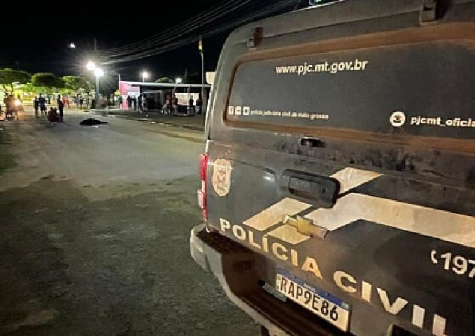 Pai e filho são suspeitos de cometerem assassinato em bar em MT