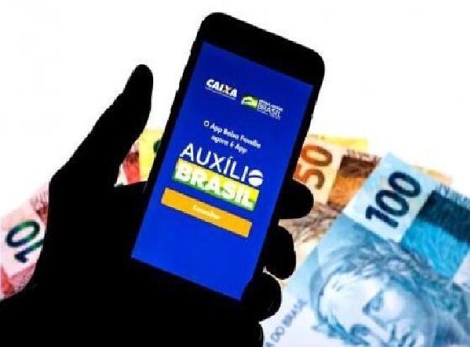 Governo atualiza critérios para pagamento do Auxílio Brasil