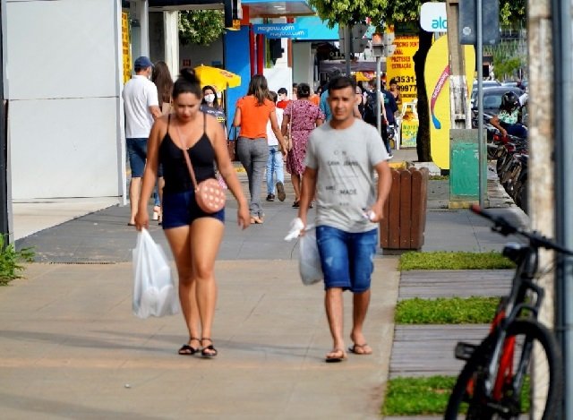 Cerca de 109 milhões de pessoas devem realizar compras para a Páscoa em 2022