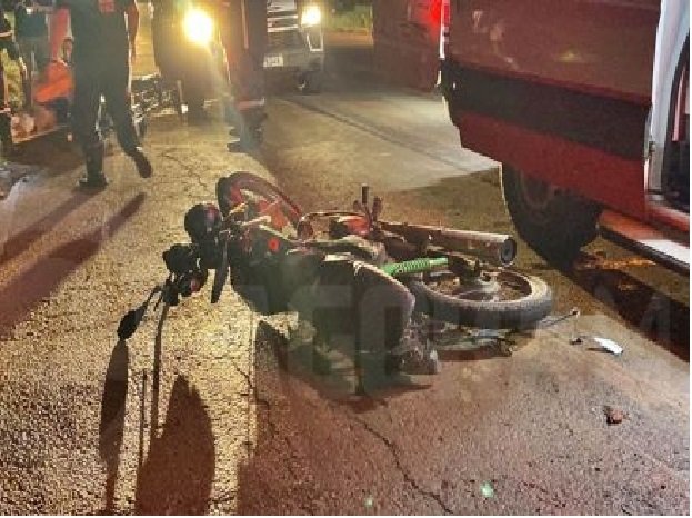 Motociclista morre após bater de frente com carreta em MT