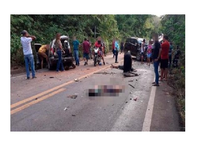 Colisão entre carros na estrada de MT mata 4 pessoas