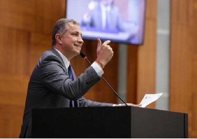 PL na Assembleia quer garantir porte de arma a advogados em MT