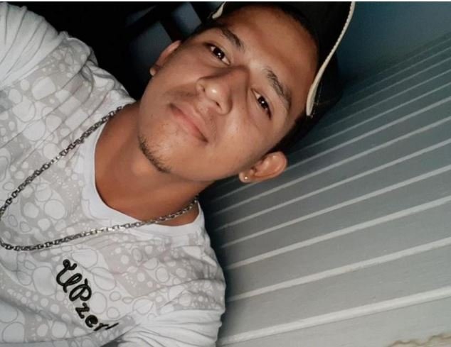 Jovem é espancado até a morte por supostos ladrões ao recuperar capacete furtado em Terra Nova do Norte, diz polícia