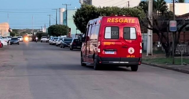 Mais uma vez o telefone 193 do Corpo de Bombeiros de Colíder está inoperante.