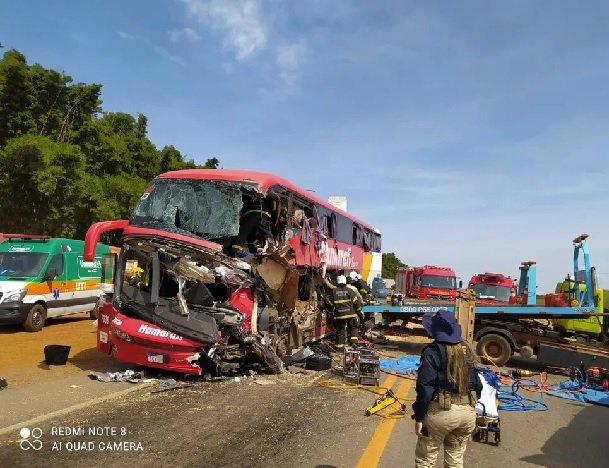 11 passageiros do ônibus morreram no acidente na Br 163