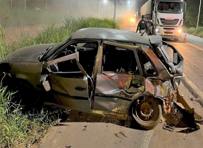 Menino e cinco anos morre em acidente na BR-163