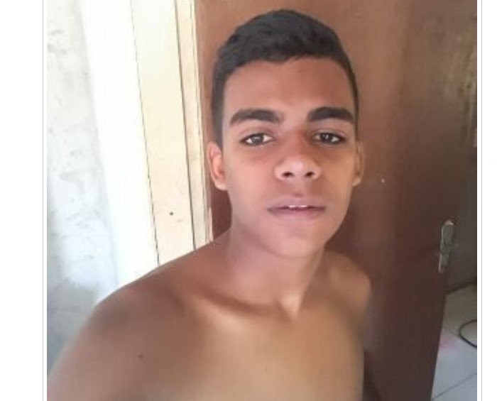 Criminoso envolvido na morte de jovem de 17 anos é preso enquanto fazia as unhas