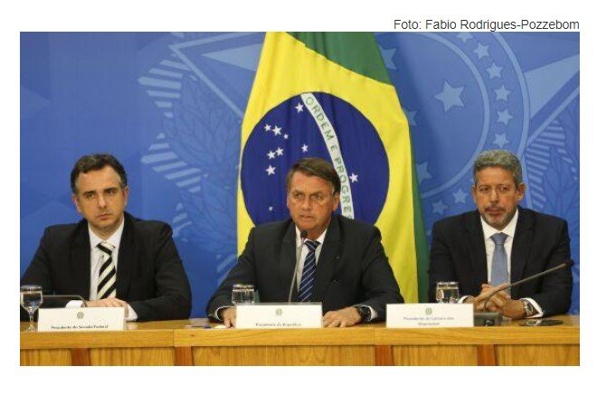 Combustível: presidente propõe ressarcir estados em troca de ICMS zero