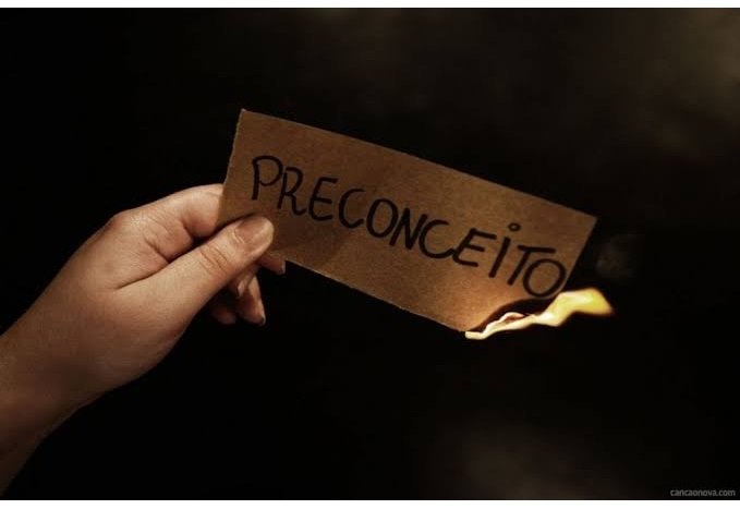 Frentista denuncia locutor de rádio por homofobia e injúria em MT